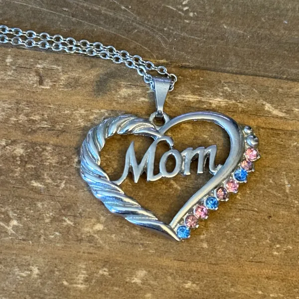 Silver tone open heart pink and blue rhinestone Mom pendant necklace - Image 4