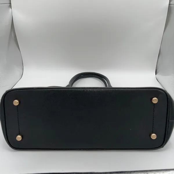 Coach Pebbled Leather Tote Bag Top Handle Black Gold Heart Charm Black Lining‎ - Image 9