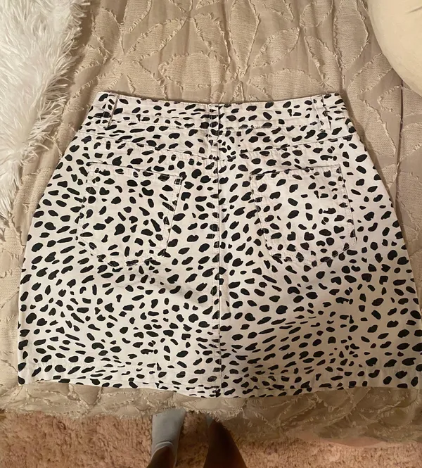 Boutique Skirt - Image 2