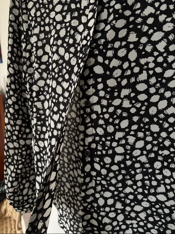 Banana Republic Black White Abstract Print Blouse XS - Image 5