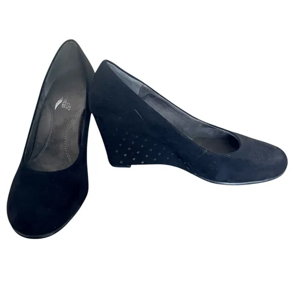 Suede‎ Aerosoles Plum Tree Black Dot Wedge Dress Shoes Size 8.5 Studded Detail - Image 2