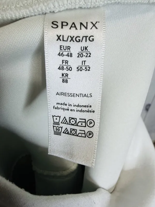 Spanx Air Essentials Got-Ya-Covered Mock Neck Pullover Top Off White Sz XL - Image 9