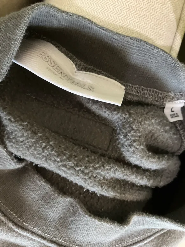 ESSENTIALS green Crewneck Sweatshirt Size L - Image 5
