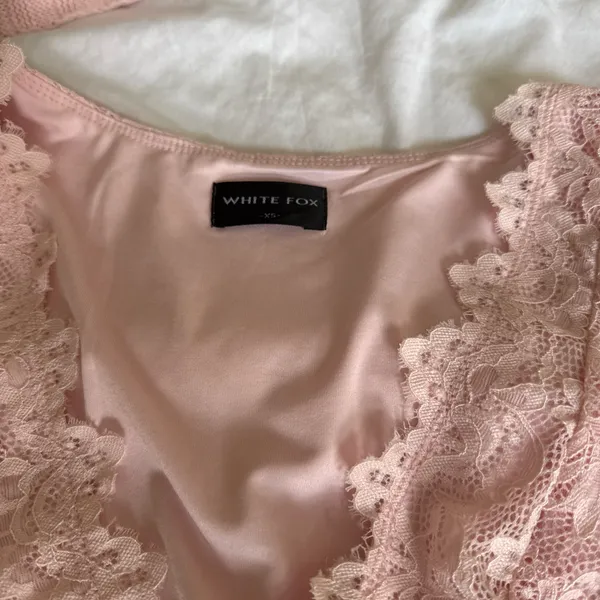 White fox lace top  - Image 2