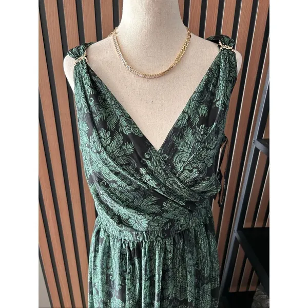 Kate and Lilly green maxi dress size 6 beach dinner wear - Image 2