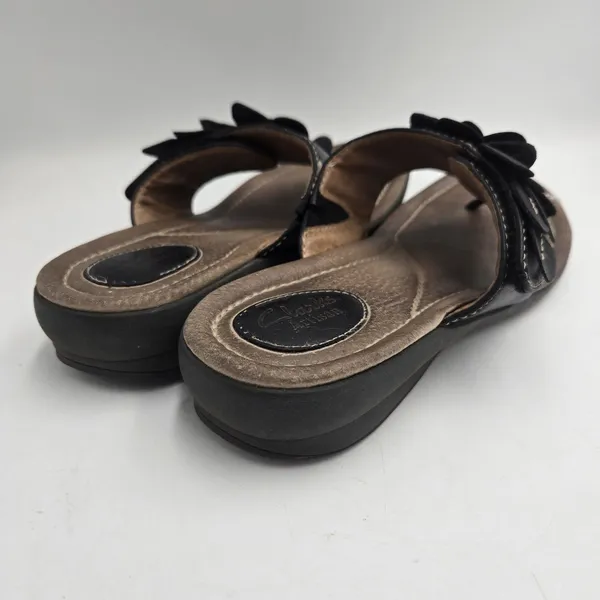 Clarks Artisan Shoes Womens 7M Latin Samba Black Leather Flower Thong Sandals - Image 2