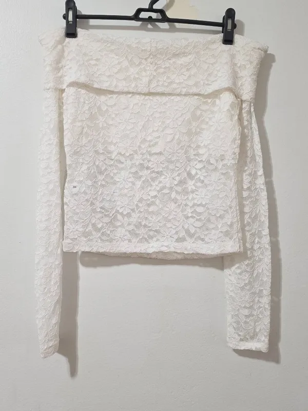 Hollister All Over Lace - Off the Shoulder Top - Cloud Dancer - Size M - Image 5