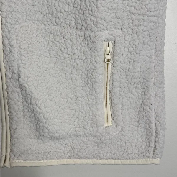Aerie Soft Ivory/Cream Full Zip Sherpa Longline Vest size S - Image 6