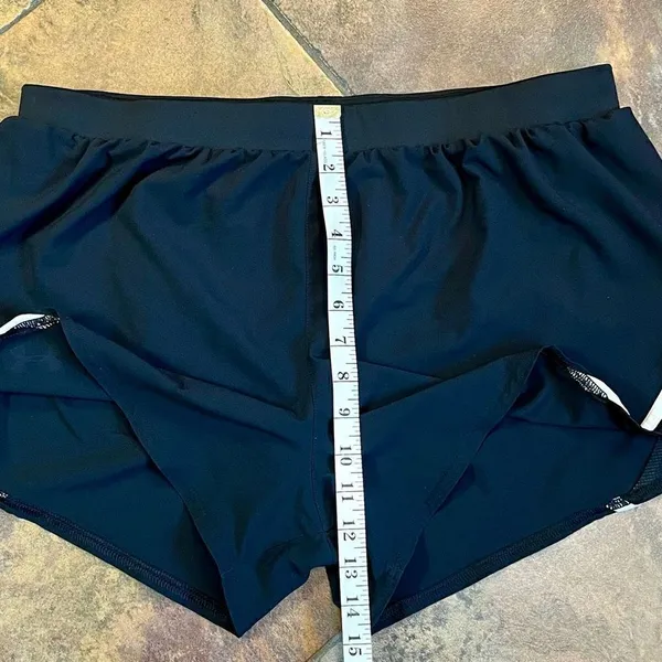 Under Armour Women’s Athletic Active Black Loose Shorts XL - Image 3