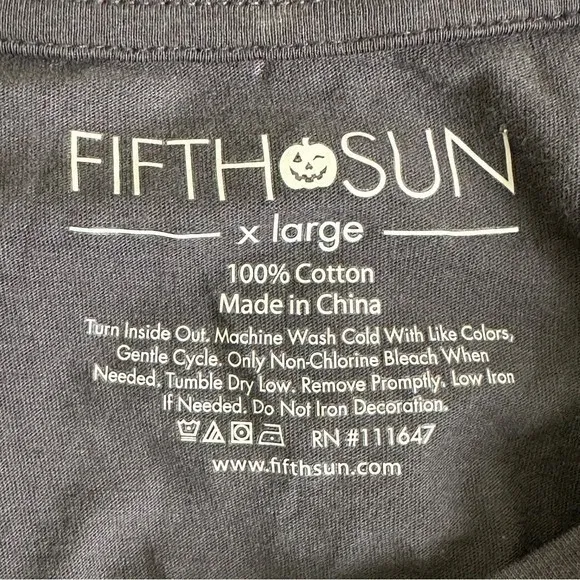 NWT Fifth Sun Halloween Ghost Graphic‎ T-Shirt Gray Booze Wine Funny Size XL - Image 5