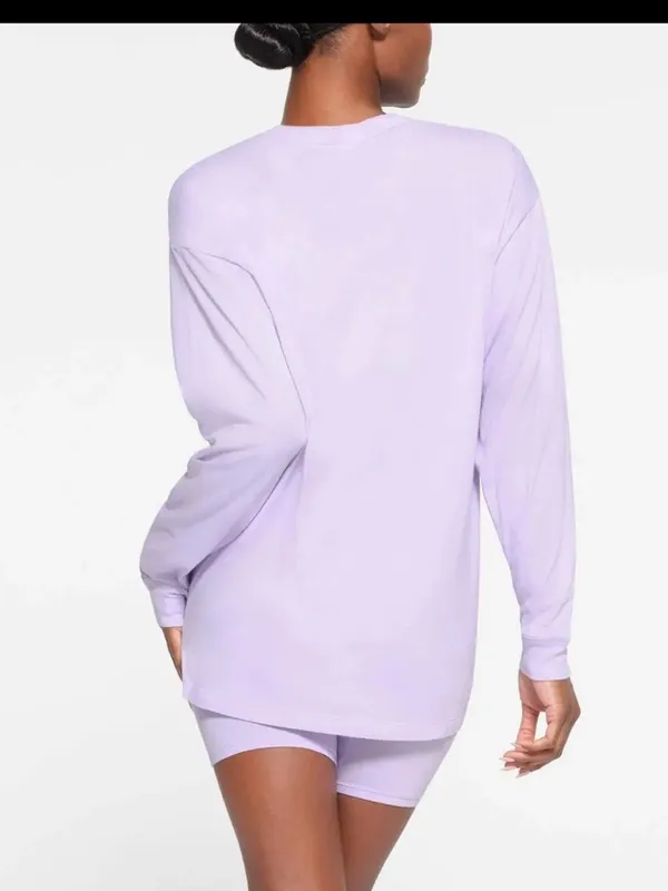 SKIMS boyfriend oversized boyfriend long sleeve Henley soft size small NWT - Image 3