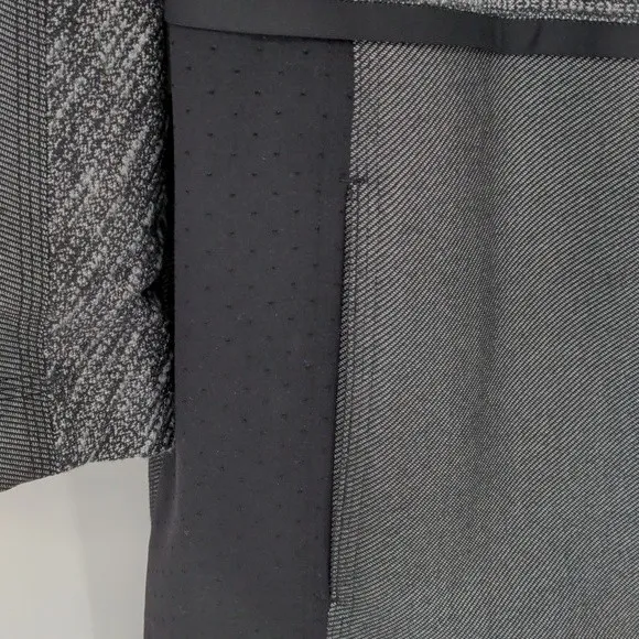 Lululemon Cocoon Car Coat Shine Dot Black Diamond Jacquard Space Dye‎ Size Small - Image 7