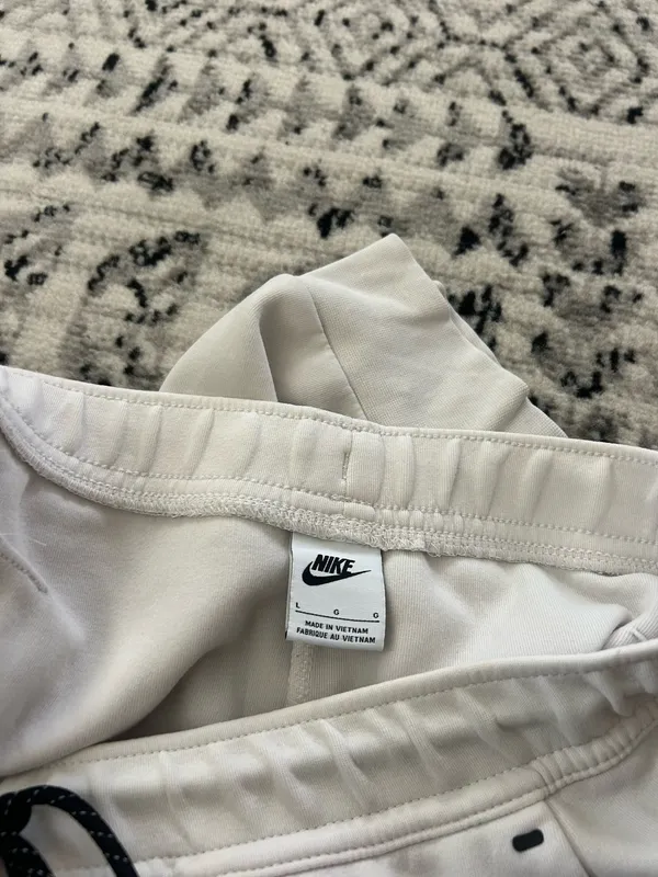 Men’s Nike Sweatpants Tech - Image 7