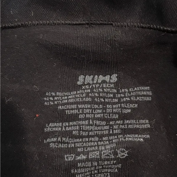 Skims Strapless Sculpting Bodysuit - Image 2