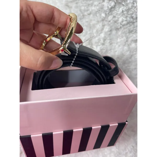 Juicy Couture Black Belt Heart shaped Buckle Gold Tone Adjustable Size M/L NEW - Image 3