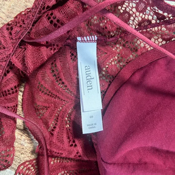Auden Burgundy Red Floral Lace Lightly Lined Bralette Small Feminine - Image 6