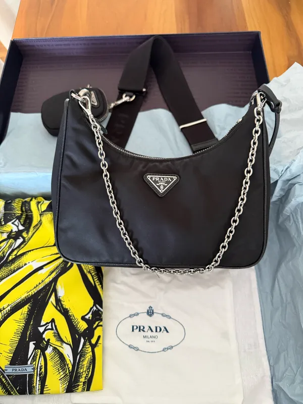 Prada Re-Edition 2005 Re-Nylon bag - Image 4