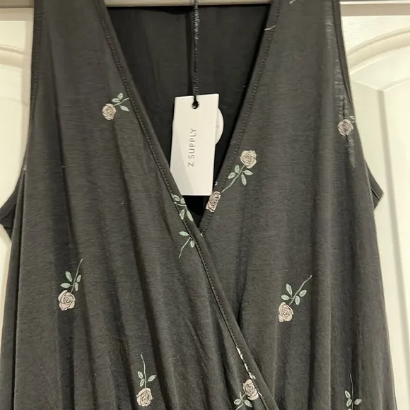 NWT Z supply small new with tags black jumpsuit with pink roses‎ washed black - Image 3