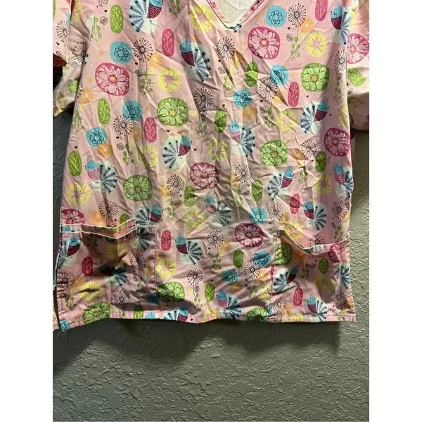 SB Scrubs Patterned Scrub Top Woman’s Size Large - Image 4