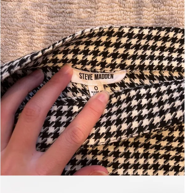 Steve Madden Houndstooth Mini Skirt - Image 3