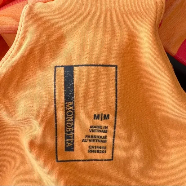 Mondetta Sports Bra Sz. Medium - Image 4