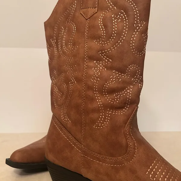 ETC Brown Heeled Boots size 10 - Image 5
