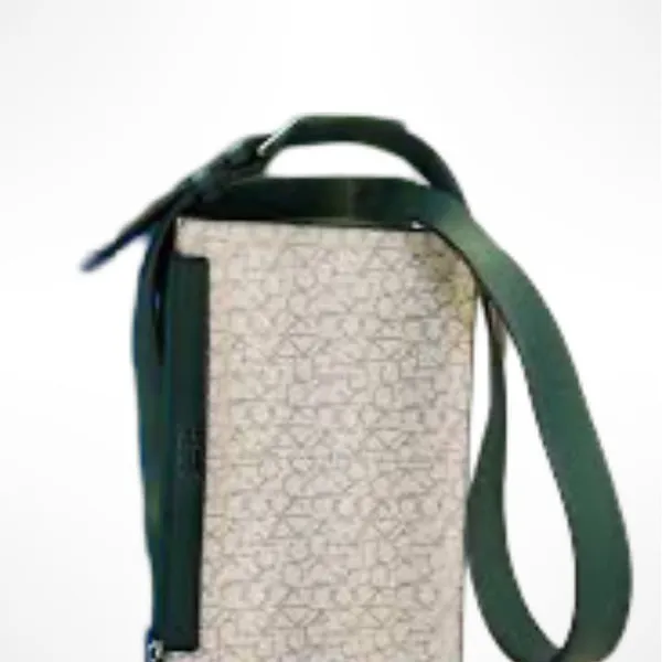 NWT Calvin Klein Green and Cream Crossbody Bag - Image 6