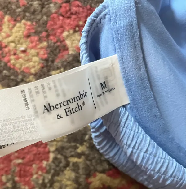 Final price ✨ NWOT Abercrombie & fitch swim top - Image 4
