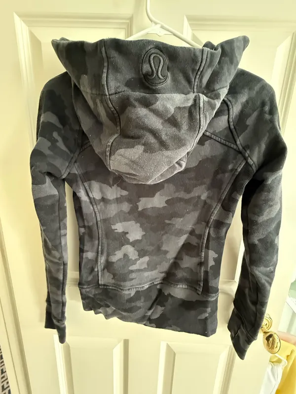 Lululemon Scuba Jacket Hoodie Full-Zip - Image 4