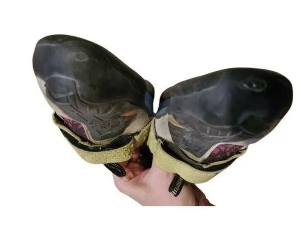 La Sportiva Skwama Climbing Shoes Women 6.5 FOR PARTS OR REPAIR NEED RESOLING - Image 3