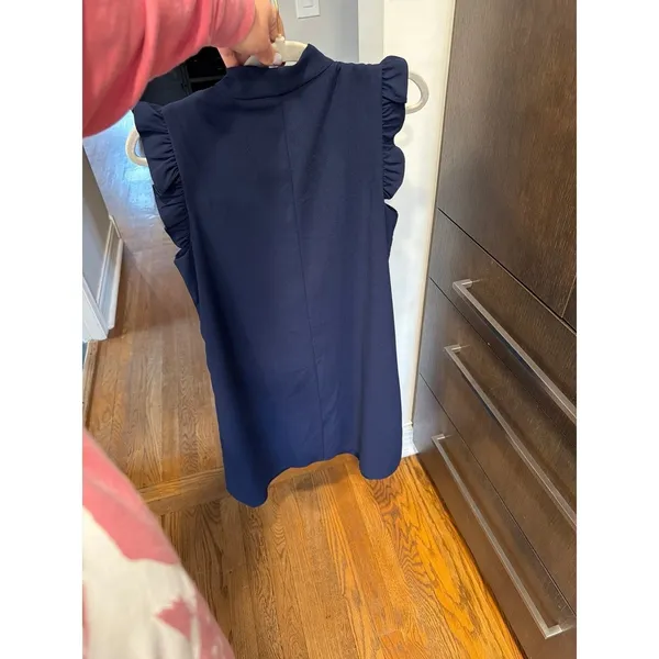 Lilly Pulitzer "Adalee" Shift Dress in the color True Navy size 6 - Image 5
