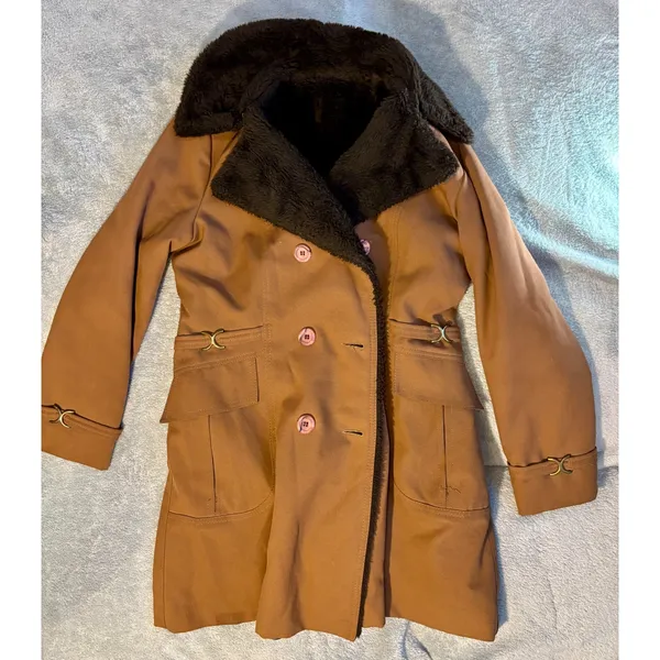 Vintage Camel Brown Double Breasted Faux Fur Collar Trench Coat Jacket Size 8 - Image 6