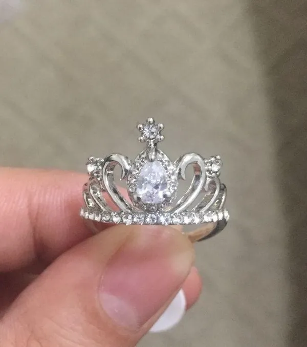 White Crystal Silver Crown Ring - Image 4