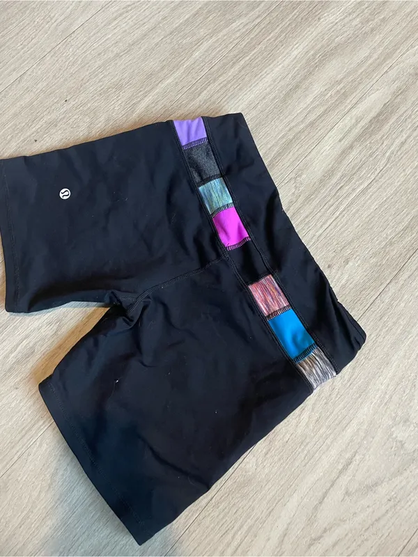 lululemon athletica Black Athletic Shorts with Colorblock Waistband - Image 2