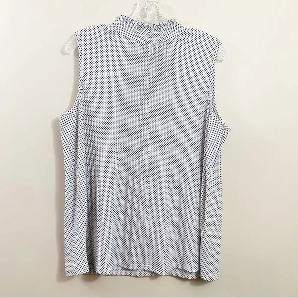 Adrianna Papell Accordion Pleats Sleeveless Smock Neck White/Black Polka Dot Top - Image 2
