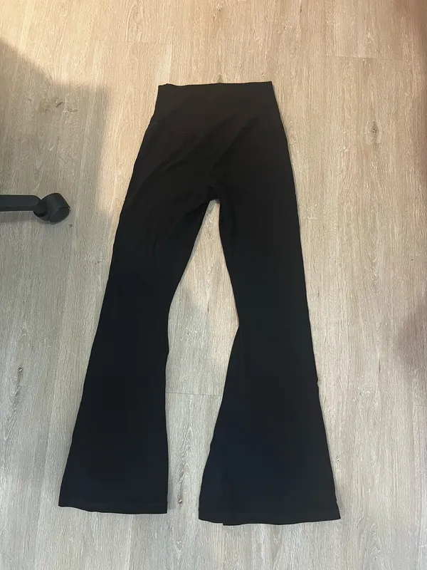 Aerie Leggings Slitted Flare - Image 2