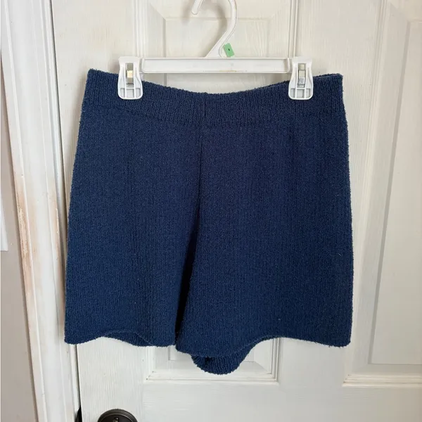 NENONA Brand 2 piece Short and Sleeveless Tunic Top Sweater Set in Navy - Image 3