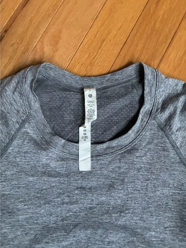 Lululemon Grey Swiftly Short Sleeve - Image 2