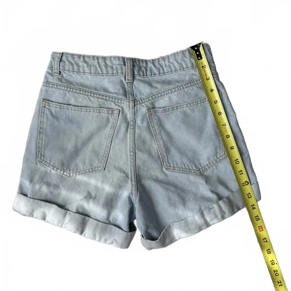Mango High-Waisted Mom-Fit Denim Shorts Blue Light Wash Size 4 - Image 3