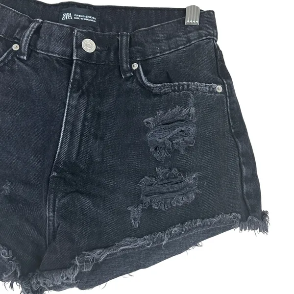 Zara High Rise Distressed Raw Hem Denim Shorts Black Edgy Grunge Size 2 - Image 3