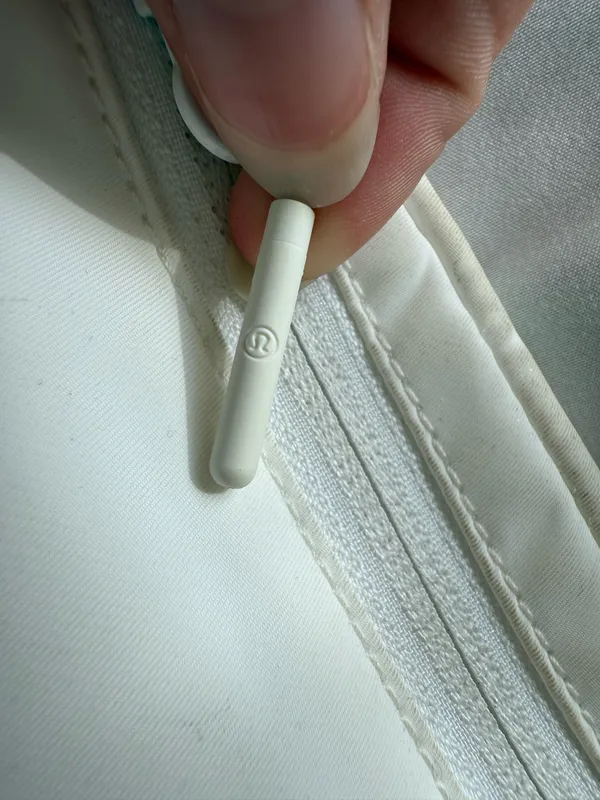 Lululemon Bag Belt - Image 4