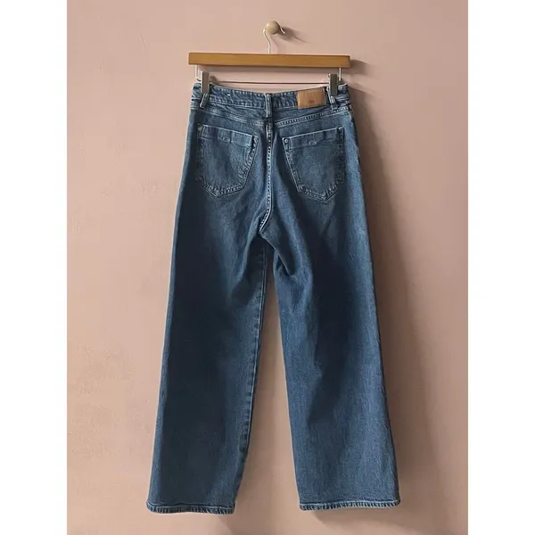 Zara Medium Wash Blue Straight Wide Leg Jeans Size 4 - Image 2