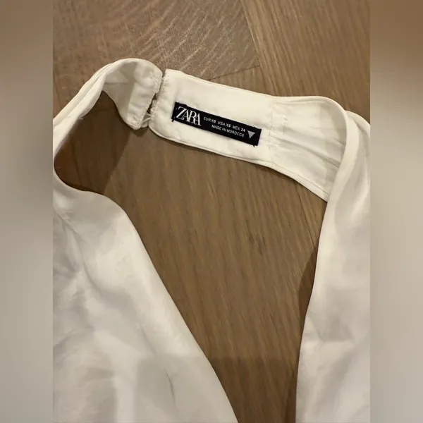 Zara Ivory Halter Neck Top - Image 3
