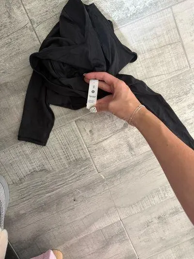 Lululemon Bodysuit Nulu Square Neck - Image 4