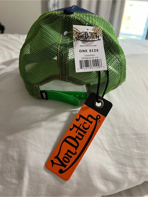 Von Dutch Green Mesh Trucker Cap with Blue Top - Image 2