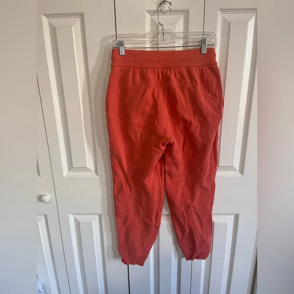 Lululemon Scuba High Rise Jogger Orange Size 6 - Image 2