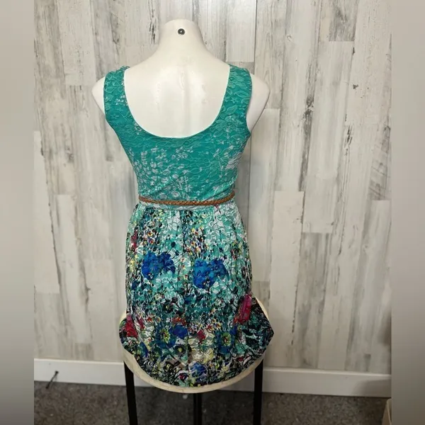 Floral dress Green - Image 4