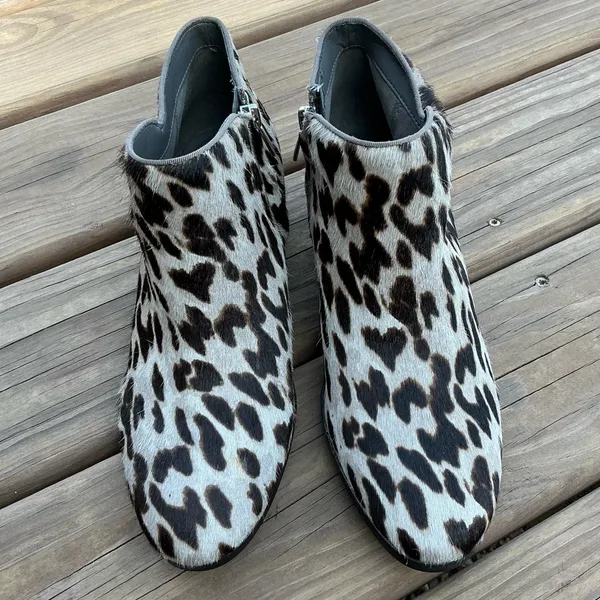 Sam Edelman real leather booties 🐯🐯 - Image 5
