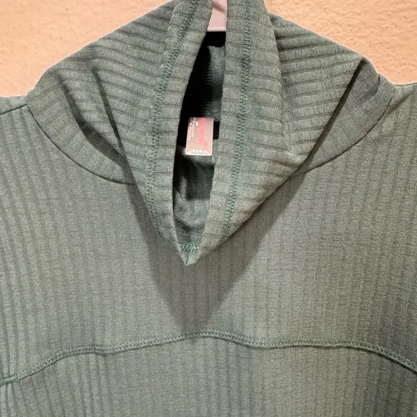 FP Movement by Free People NWT Tempo‎ Ribbed Turtleneck Top Size S - Image 8