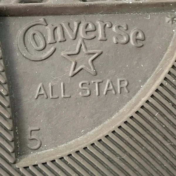 Converse x Comme des Garçons PLAY Chuck Taylor All Star 70 Low Top Sneakers Sz 5 - Image 5